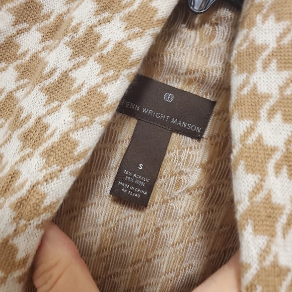 Fenn Wright Beige and White Houndstooth cascading open front cardigan size small - Picture 9 of 9